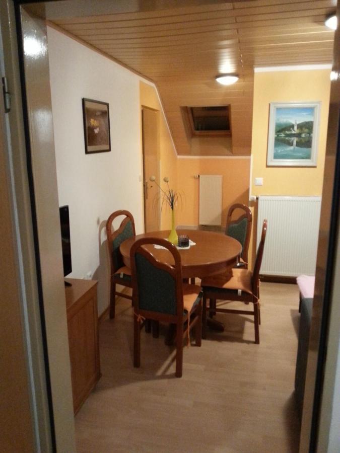 Apartmaji In Sobe Kocjancic Подчетртек Экстерьер фото