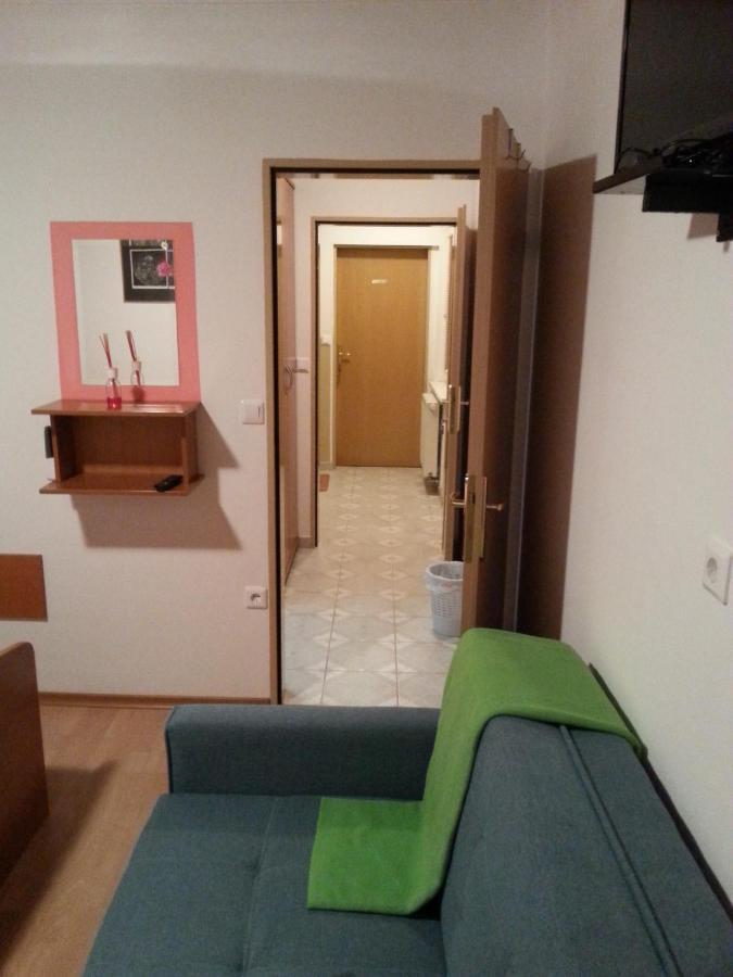 Apartmaji In Sobe Kocjancic Подчетртек Экстерьер фото